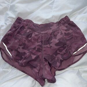Pink camo lululemon short